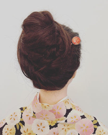 短いかんざし 朱色 シンプル 丸