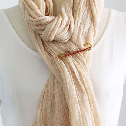 おしゃれ安全ピン ブローチ 珊瑚 赤 金 TAMARUSAN