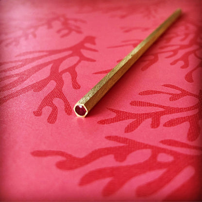 男のかんざし 真鍮 赤 TAMARUSAN