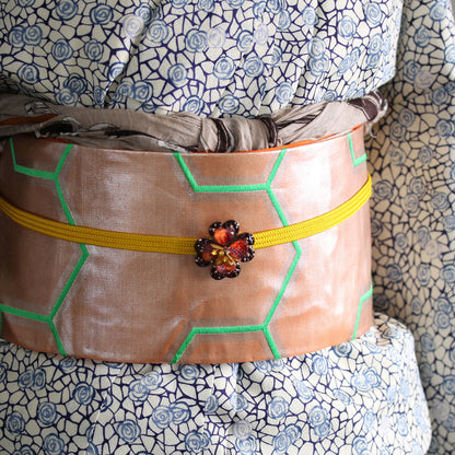 大きい 帯留 オレンジ 四つ葉 クローバー 帯留め