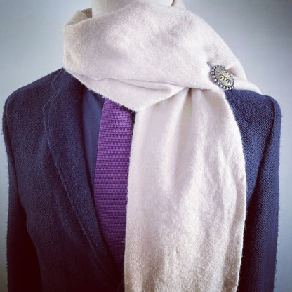 ストールクリップ グレー アンティーク調 和装 TAMARUSAN