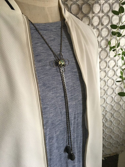 チェーンループタイ 恐竜 青 オニキス TAMARUSAN