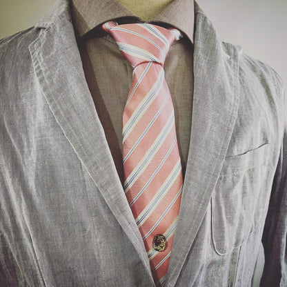 タイタックピン 恐竜 赤紫 楕円 TAMARUSAN