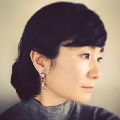 ハンミョウ ピアス ピンク 樹脂 キャッチに飾り TAMARUSAN