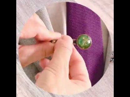 ネクタイピン エメラルドグリーン ラウンド型