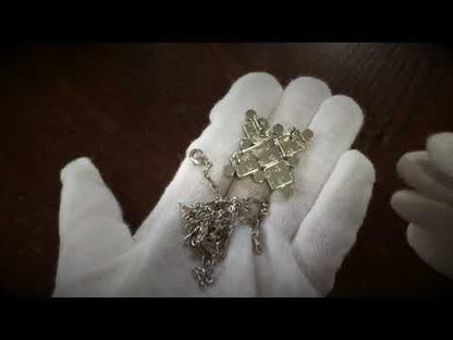 ブローチネックレスの使い方