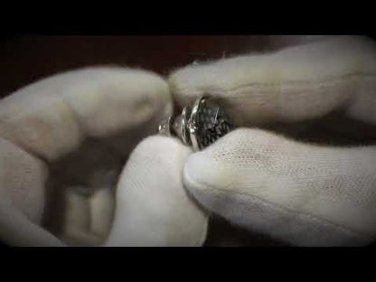 眼鏡ホルダーピンブローチの使い方