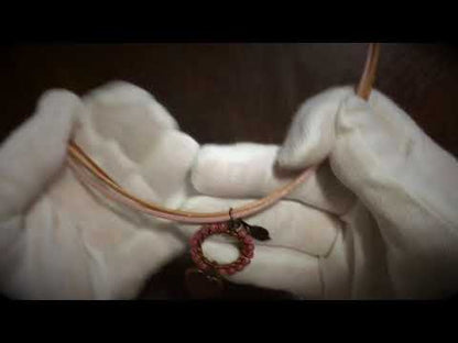 革紐チョーカーの紹介