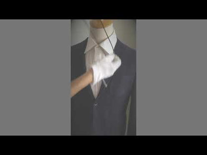 革紐ループタイの使い方