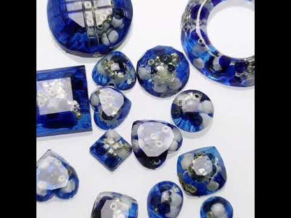 ピンブローチ ラペルピン 紺色 水晶