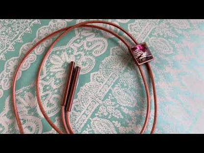 革紐ループタイ紹介