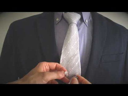 タイタックの着け方