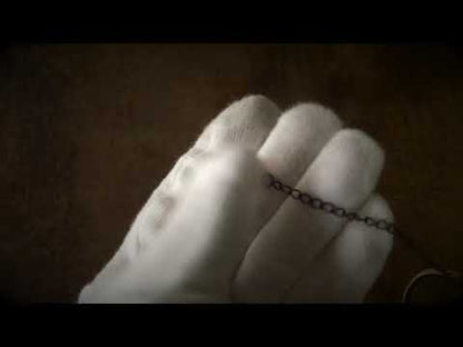 革紐チョーカーの紹介