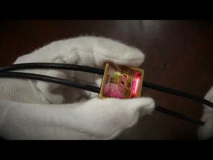 革紐ループタイの使い方