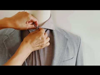 組紐ループタイの着け方