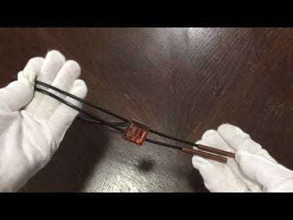 革紐ループタイの使い方