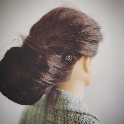 ヘアピン ハート エメラルドグリーン アンティーク調 高級ヘアピン