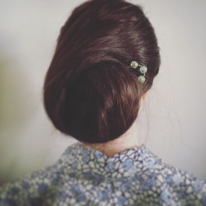 二股かんざし 水色 ラインストーン 二股かんざし