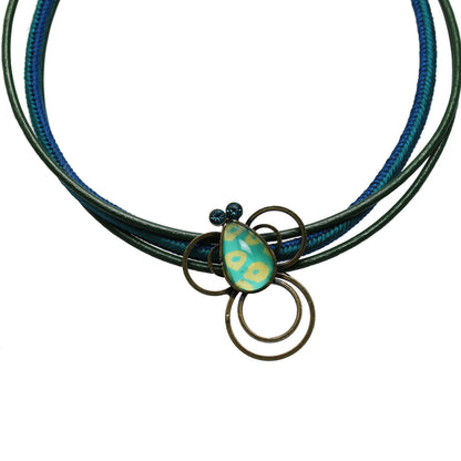 組紐チョーカー 革紐 鹿の子 ミツバチ グリーン TAMARUSAN