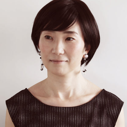 イヤリング フープ 紺 銀 オニキス 水晶 ヘリンボーン TAMARUSAN