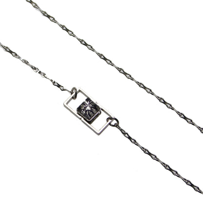 眼鏡チェーン メンズ 紺色 鱗 レジン TAMARUSAN