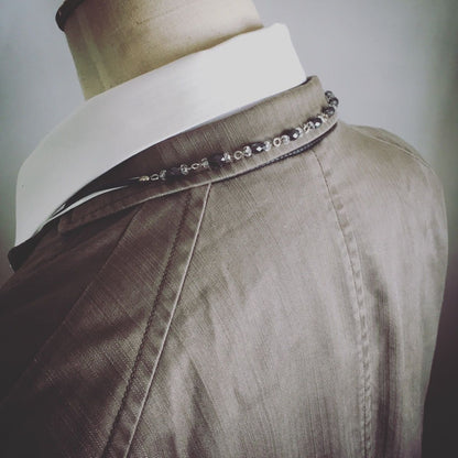 眼鏡チェーン 紺 白 革紐 磁気ヘマタイト 男女兼用 眼鏡ストラップ・チェーン