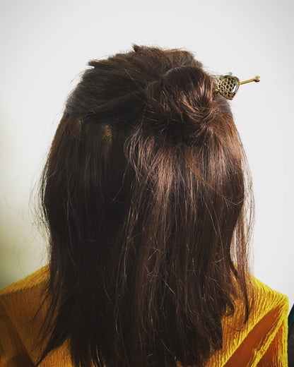 かんざしバレッタ マジェステ ウール ハート 青 TAMARUSAN