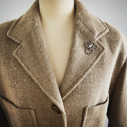 眼鏡ホルダーピンブローチ ミツバチ レモン 白 TAMARUSAN