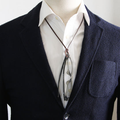 眼鏡ホルダー 革紐 茶色 老眼鏡 三毛猫 TAMARUSAN