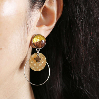 イヤリング アシンメトリー イエロー  金ラメ 木目 フープ TAMARUSAN