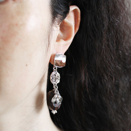 ピアス 銀色 ラメ 木目 ウッドビーズ TAMARUSAN