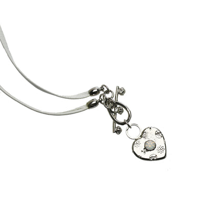 眼鏡ホルダー 老眼鏡 ハート 白 革紐 TAMARUSAN