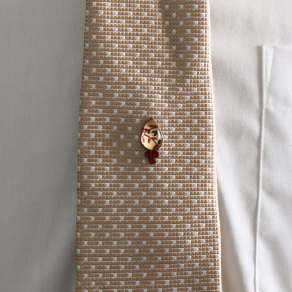 タイタックピン 赤 花 アンティーク調 TAMARUSAN