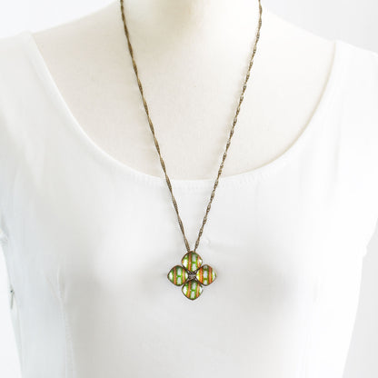 ブローチネックレス セミ 花 緑 ２way 贈り物に TAMARUSAN