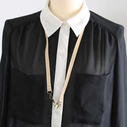 IDホルダー ネックストラップ 革紐 セミ 緑 ネックストラップ