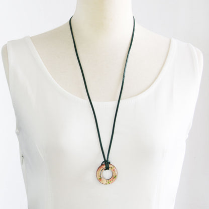 眼鏡ホルダー 革紐 バラの木 ドーナツ 緑 TAMARUSAN