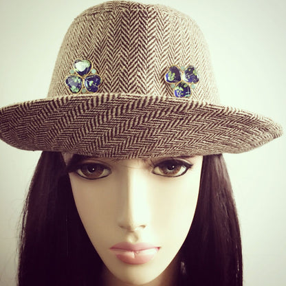 ハットピン 花 24k 金 つるくさ模様 青 TAMARUSAN