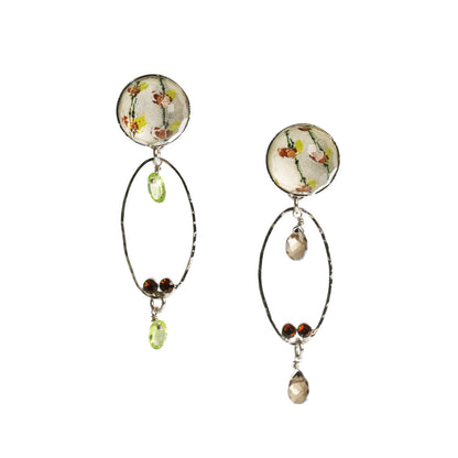 ピアス 白 フープ キャッチに飾り ペリドット TAMARUSAN