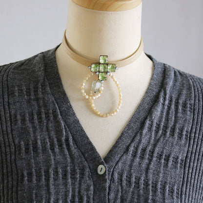 チョーカー 革紐 ベージュ 梅 抹茶 TAMARUSAN