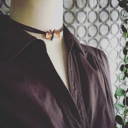 革紐 チョーカー 渦巻き オレンジ 蝶 チョーカー