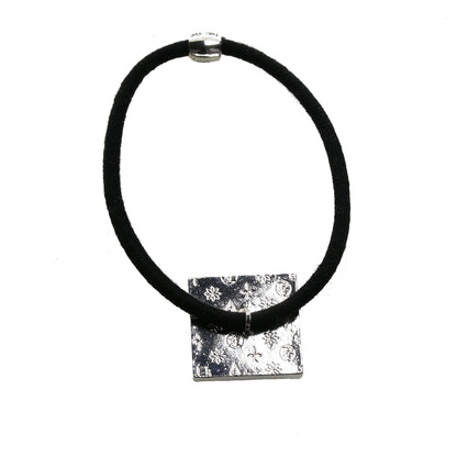 ヘアゴム 唐草 白黒 四角 男女兼用 TAMARUSAN