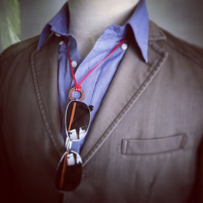 眼鏡ホルダー ハート 赤 革 ネックレス TAMARUSAN