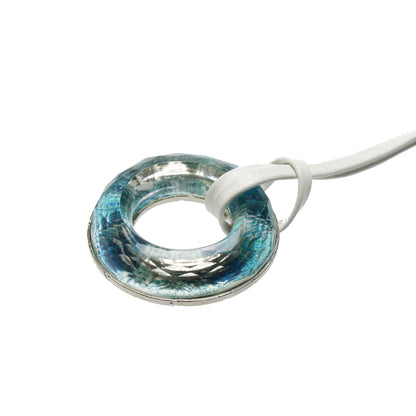 眼鏡ホルダー リング 革ひも 青 軽量 ネックレス TAMARUSAN