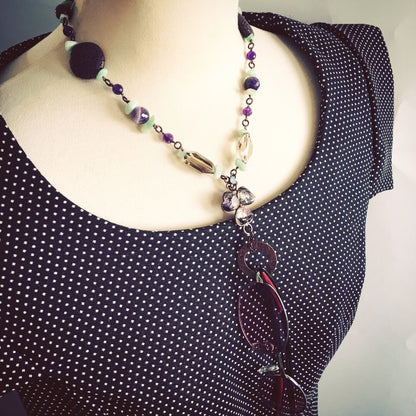 眼鏡ホルダー 紫 ネックレス アメジスト 古希 眼鏡ホルダー