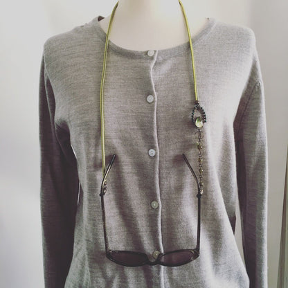 眼鏡ひも 組紐 絹 緑 ユリ ペリドット 眼鏡ストラップ・チェーン