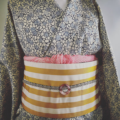 帯留め 赤 ユリ ドーナツ型樹脂 TAMARUSAN