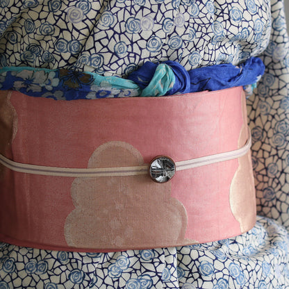 帯留め 白 ユリ アンティーク調 TAMARUSAN