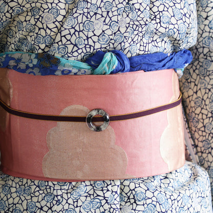 帯留め 紫 ドーナツ型 ユリ TAMARUSAN