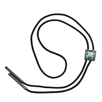 組紐ループタイ 青 正絹 四角 ユリ TAMARUSAN