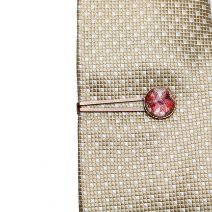 ネクタイピン 赤 ユリ アンティーク調 TAMARUSAN